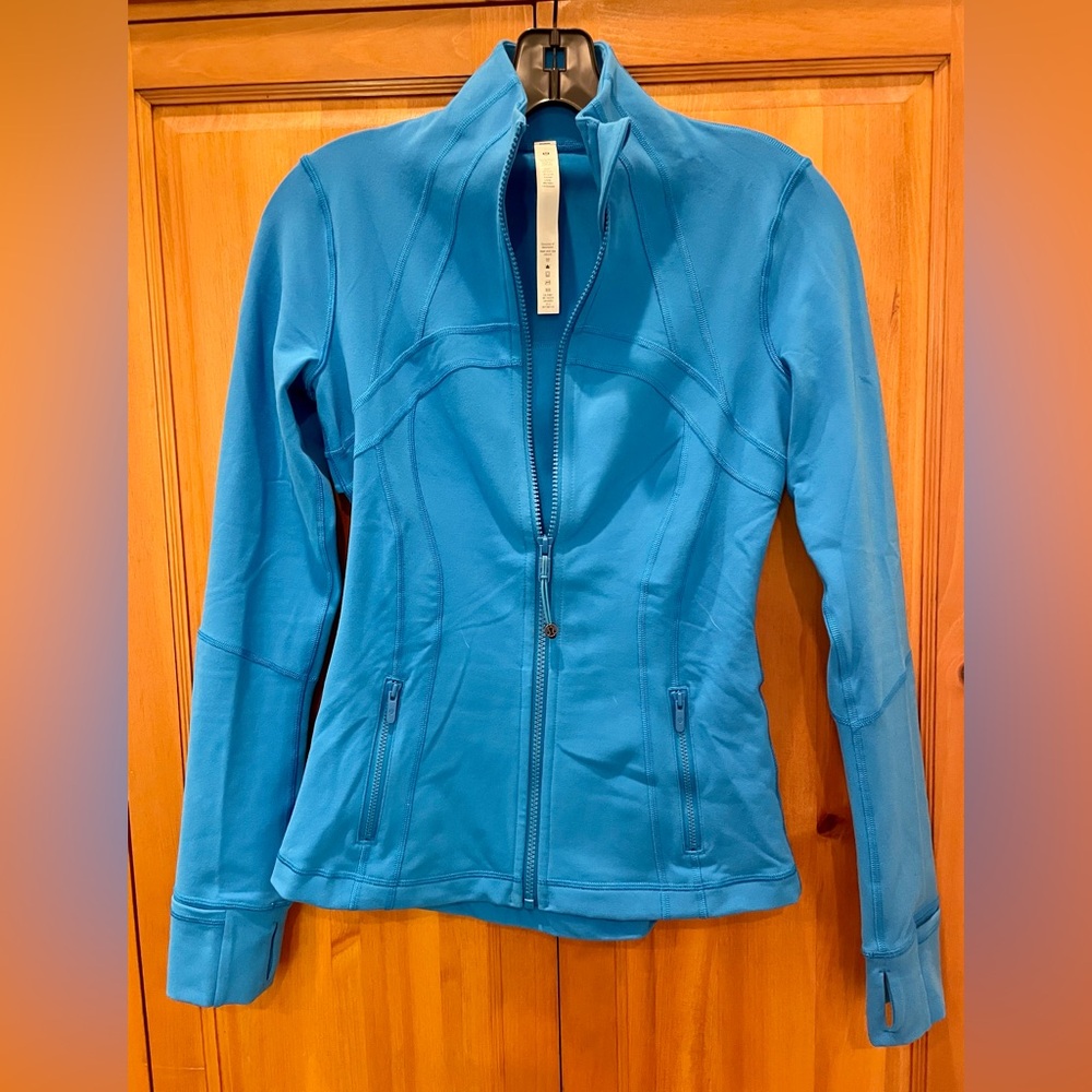 Lululemon Define Jacket
Nulu - Rare Hawaii Islands Vibrant Blue Athletic Jacket